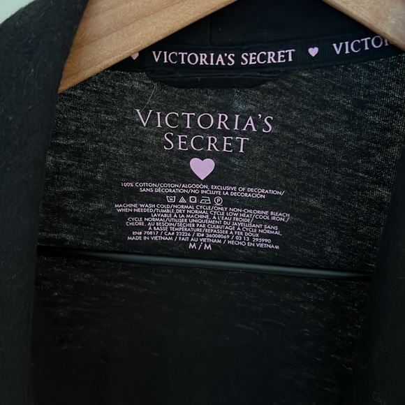 Victoria Secret Robe - Picture 2 of 5